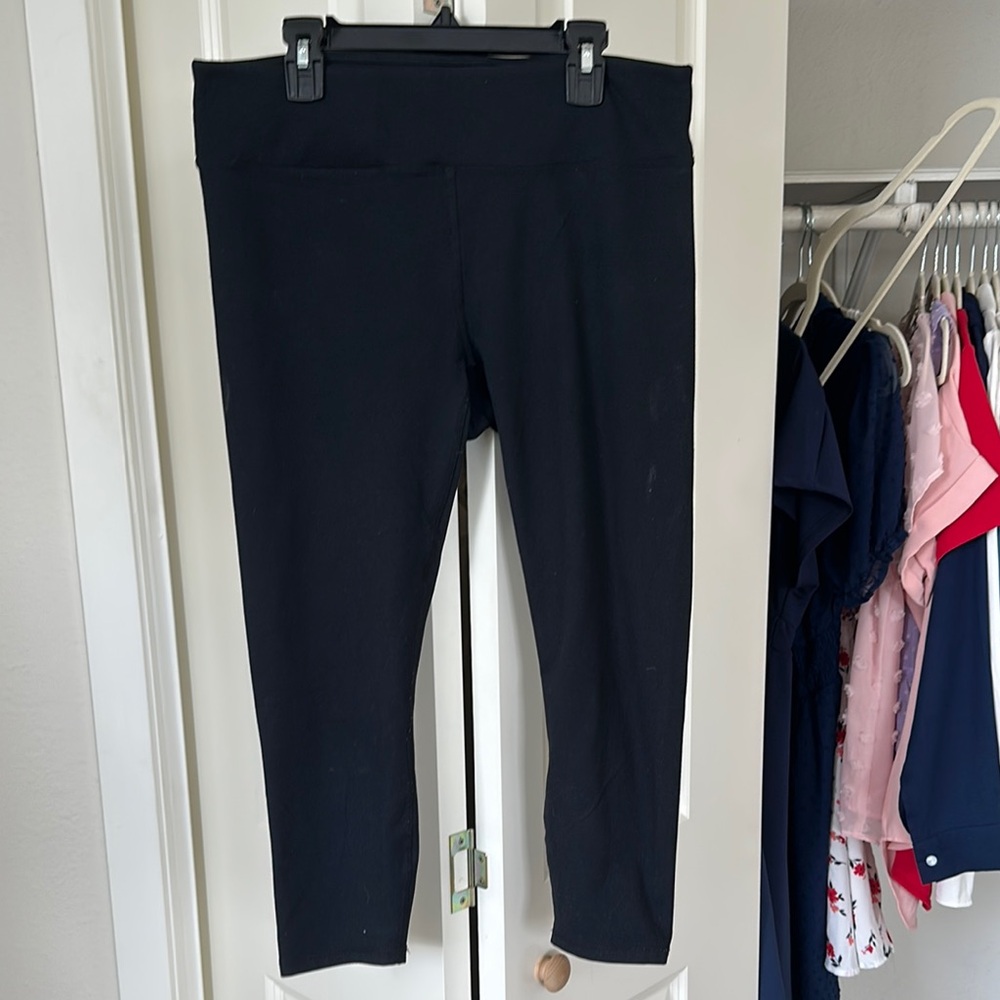 Fabletics Black Leggings Versatile and Comfortable